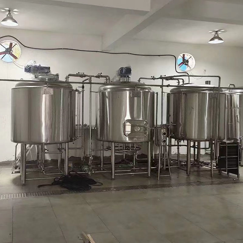 新乐精酿啤酒设备厂—如何延长精酿啤酒设备的使用寿命